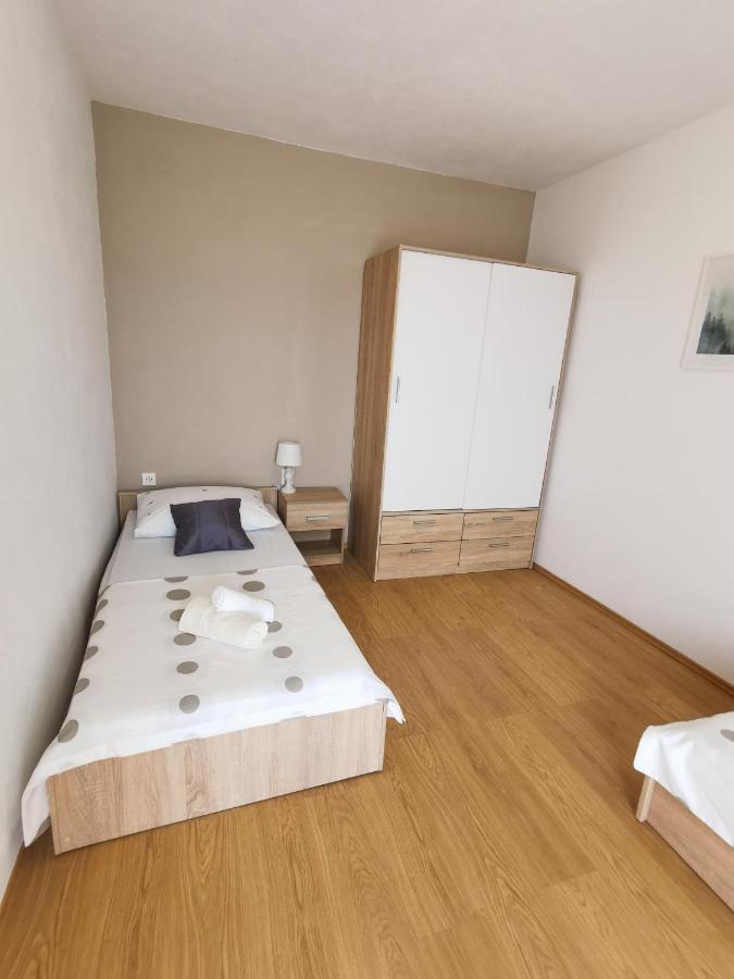 A4 Apartmani Kevic Kaštela Exterior foto