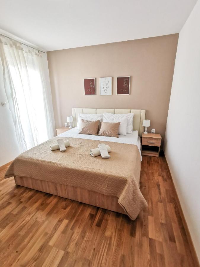 A4 Apartmani Kevic Kaštela Exterior foto