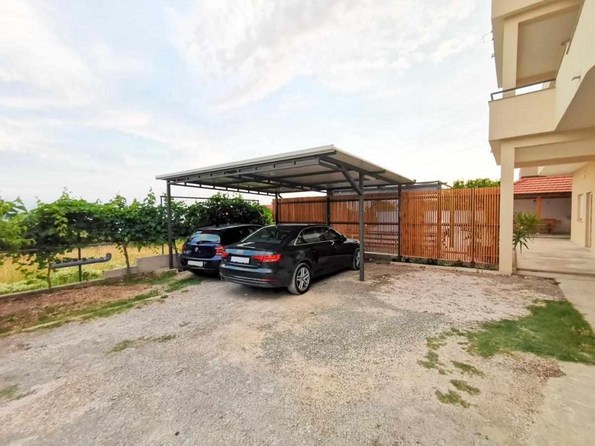 A4 Apartmani Kevic Kaštela Exterior foto