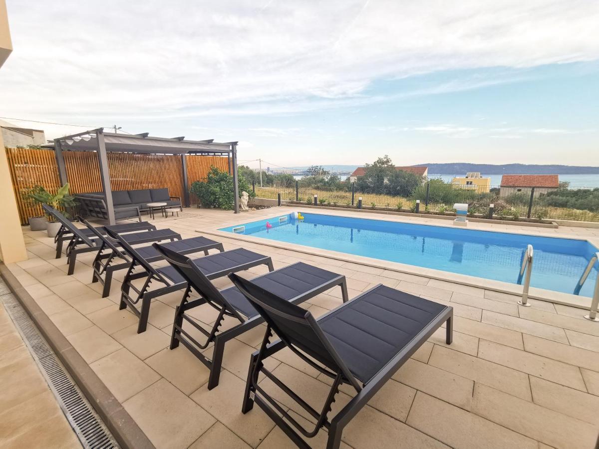 A4 Apartmani Kevic Kaštela Exterior foto